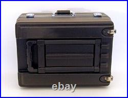 221609H PLATT CASE WITH WHEELS AND HANDLE -New $200.00