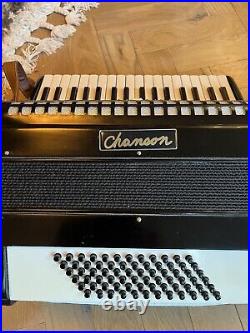 BLACK CHANSON ACCORDION 72 Base + Hard Carry Case