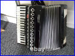 Baile Accordion, Studio Cavalier 96 bass, excellent condition. Piano accordion