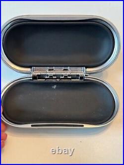 Bentley Continental Gt Sunglasses Case In Piano Black