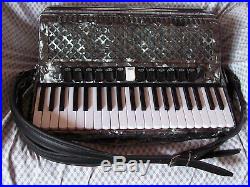 Bonetti Black/Pearl Grey Model 1321 Bass Piano Accordion 120Bass 13Switch withcase