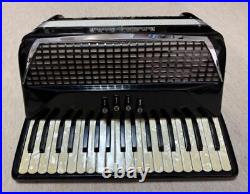 EXCELSIOR Accordion MOD. 580 Black With Case Excellent Condition ships from Japan