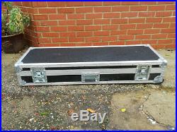 Full Size Electronic Piano Keyboard Robust Flight Case. Brand unknown