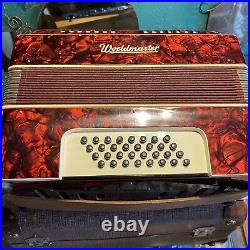 Fully Working VGC Piano Accordion 32 Bass German Worldmaster Post Laborem & Case