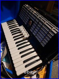 Galotta Ideal 120 Bass Accordion Excellent condition. Free music books & case