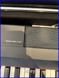 Gator Slim 88 Hardshell Case For Portable Digital Piano with Wheels