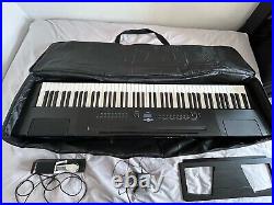 Gear4music SDP-2 Stage Digital Piano in Black with sustain pedal and case