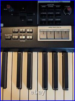 HAMMOND SK1 88 full size stage keyboard Organ, Piano and Electro Pianos