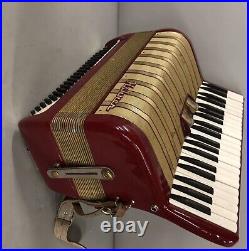 Hohner Accordian Carmen Ii Working Red