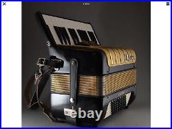 Hohner Student VM 48 Bass Piano Accordion with Hard Case