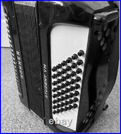 Hohner Student VM 48 Bass Piano Accordion with Hard Case