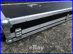 Keyboard Flightcase For Hammond SK1 88 Or Other Stage Piano Hardly Used Case