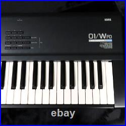 Korg 01/W FD 61-keys Workstation Synthesizer Piano Keyboard Black with Hard Case