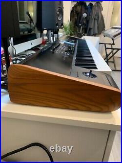 Korg Kronos 2, 88 Key Flagship piano keyboard in superb condition with Korg case