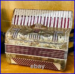 Orfeo Italian Compact Light 120 Bass 2 Voice 41 Key Piano Accordion Used