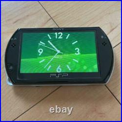 PSP Go Play station Portable Go Piano Black Tested Initialized with Case Very Good