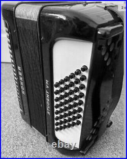 Piano Accordion STUDENT VM 48 Bass Black with original case