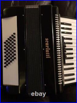 Piano accordion Scarlatti 48 bass black with hard case Slightly Used