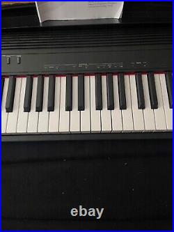 Roland 88 Go portable Piano, Includes case, charger, music stand, pedal, instruc