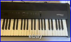 Roland FP-60 with Stand, Power Supply and Roland Piano Case