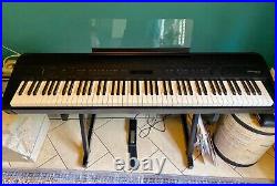 Roland FP 90 Digital Piano 88 keys with Hard case with wheels fully functional