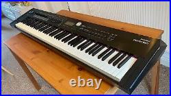 Roland RD-2000 Digital Stage Piano with hard case (PRE-OWNED)