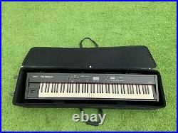 Roland RD 300NX Digital Piano Keyboard & Gator 88 padded wheeled case