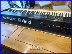 Roland RD-700 GX Stage Piano with flight case