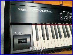 Roland RD-700NX Digital Stage Piano with flight case