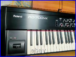 Roland RD-700NX Digital Stage Piano with flight case