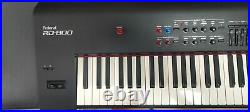 Roland RD800 stage piano with Flight Case