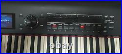 Roland RD800 stage piano with Flight Case