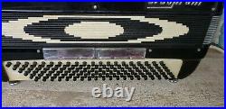 S. Soprani Eye of Saucony Piano Accordian 41 Keys 120 Buttons with Case Used