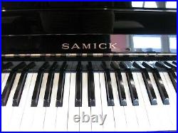 Samick SU105 Upright Piano in Black Gloss Case
