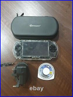 Sony PSP 2000 Piano Black (Protective case, cover and game included)