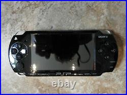 Sony PSP 2003 Memory Card 1GB + 9games + charger + battery + case Piano Black