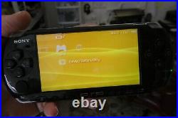 Sony PSP-3000 64MB Piano Black Handheld System charger box case 4gb memory stick