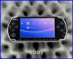 Sony PSP 3000 (Piano Black) Console + Battery + New Charger + Case PERFECT