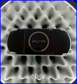 Sony PSP 3000 (Piano Black) Console + Battery + New Charger + Case PERFECT