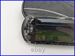 Sony PSP 3003 Piano Black Slim & Lite + Charger + Case