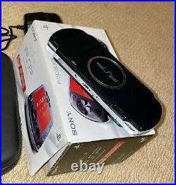 Sony PSP 3003 Slim Lite Piano Black Boxed + Case + 2GB Memory Card + New Battery