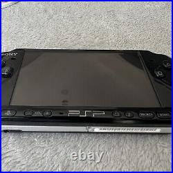 Sony PSP 3003 Slim & Lite Piano Black Boxed + Games & Case READ DESCRIPTIO