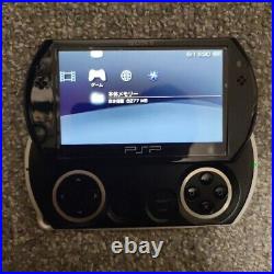 Sony PSP GO Piano Black Console Micro Memory Stick 8GB Charging cable Case