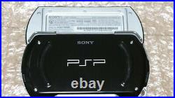Sony PSP Go Piano Black Console With Memory card 16GB & Private Case Excellent