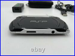 Sony PSP Go Piano Black Handheld Console withCharger Case Games Works PSP-N1001