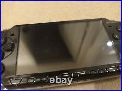 Sony PlayStation Portable PSP 2003 Piano Black Console Slim & Lite + Case + 4GB