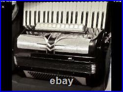 Sorrento accordion 120 bass 15%DISCOUNT IS OFFERED IF YOU COLLECT IN PERSON