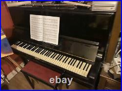 Steinway Piano Black Ebony Case Concert Tuned Very Nice