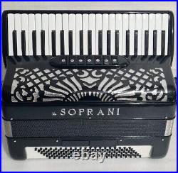 V. SOPRANI 120 BASS Piano Accordion Akkordeon Excellent