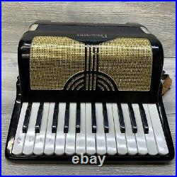 Vintage Camerano Piano Accordion Made In Italy L 123 / 372 With Case